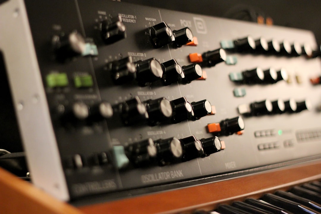 Photo Synthesizer keyboard